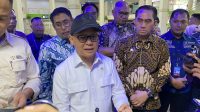 Menteri Pelindungan Pekerja Migran Indonesia (P2MI), Mukhtarudin di Pelabuhan Internasional Ferry Batam Centre.
